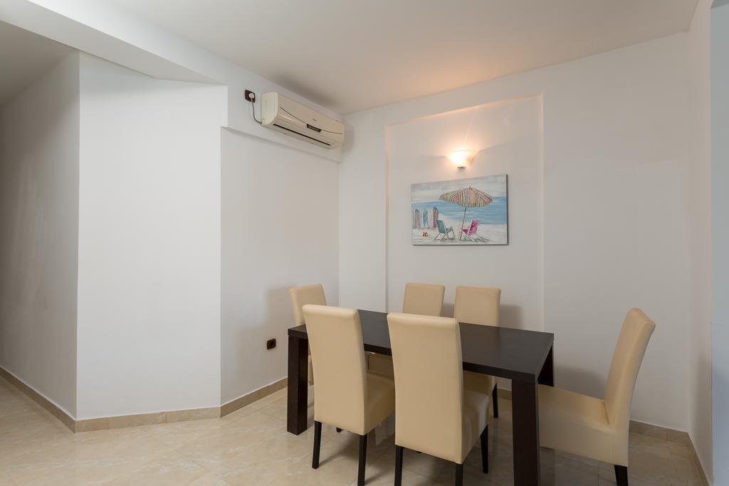 בודווה Adriatic Raf Apartments מראה חיצוני תמונה